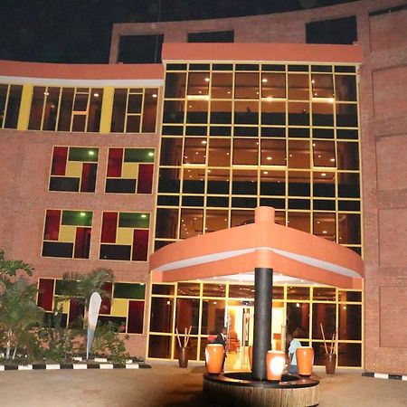 Sainte Famille Hotel Kigali Kültér fotó