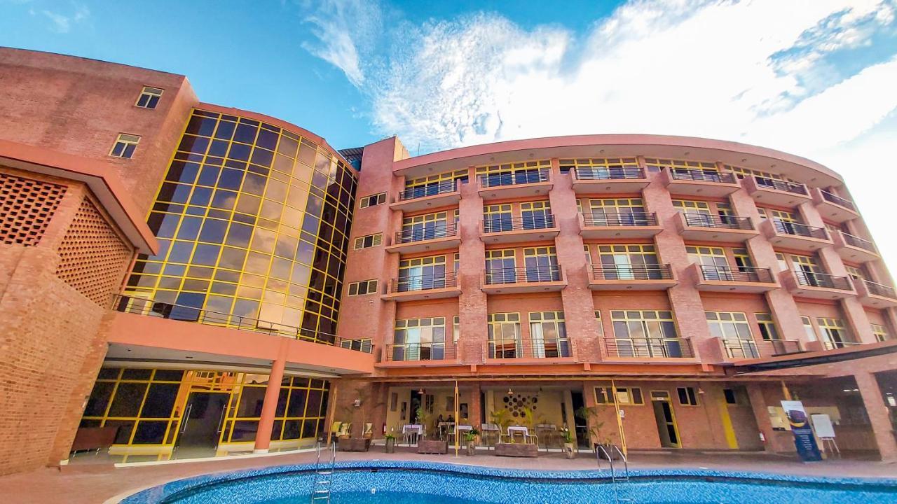 Sainte Famille Hotel Kigali Kültér fotó
