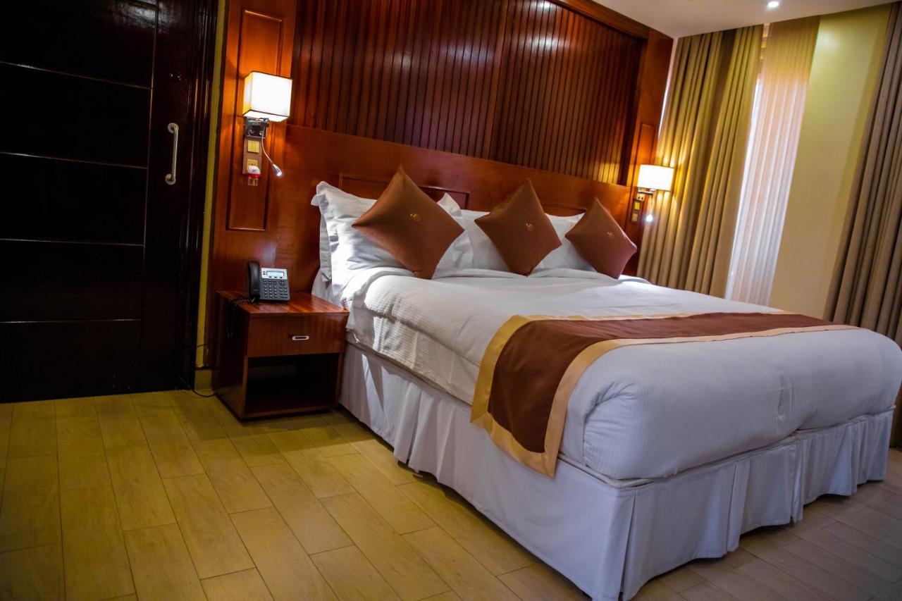 Sainte Famille Hotel Kigali Kültér fotó